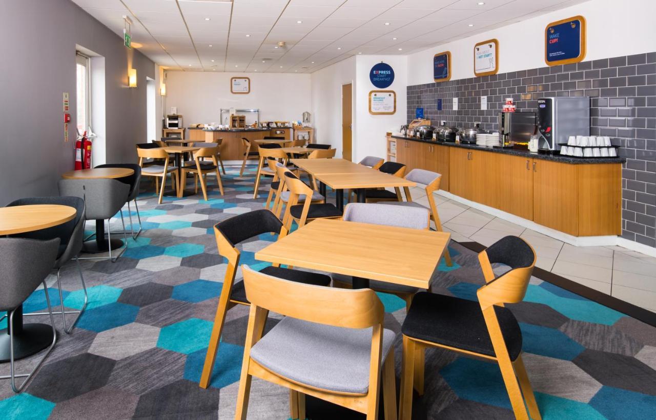 Holiday Inn Express Manchester East By Ihg Kültér fotó