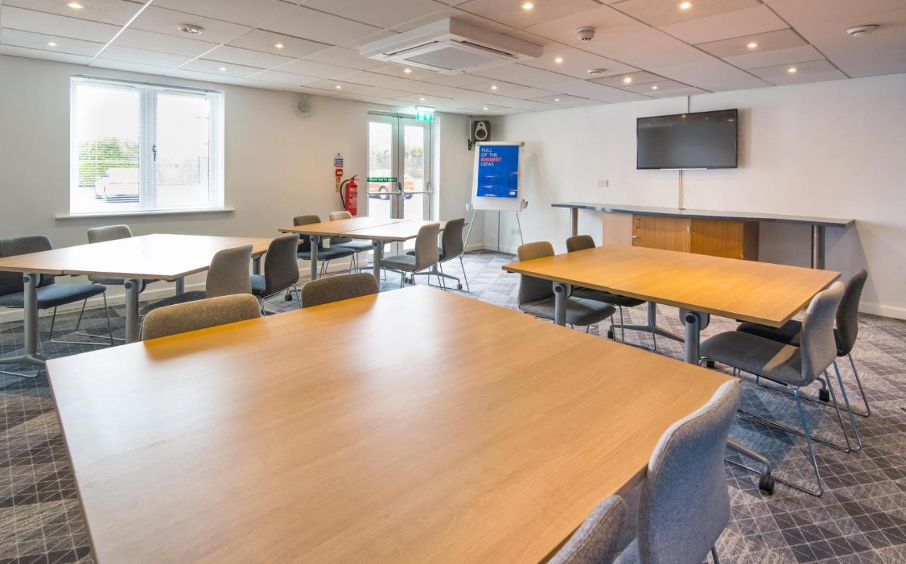 Holiday Inn Express Manchester East By Ihg Kültér fotó