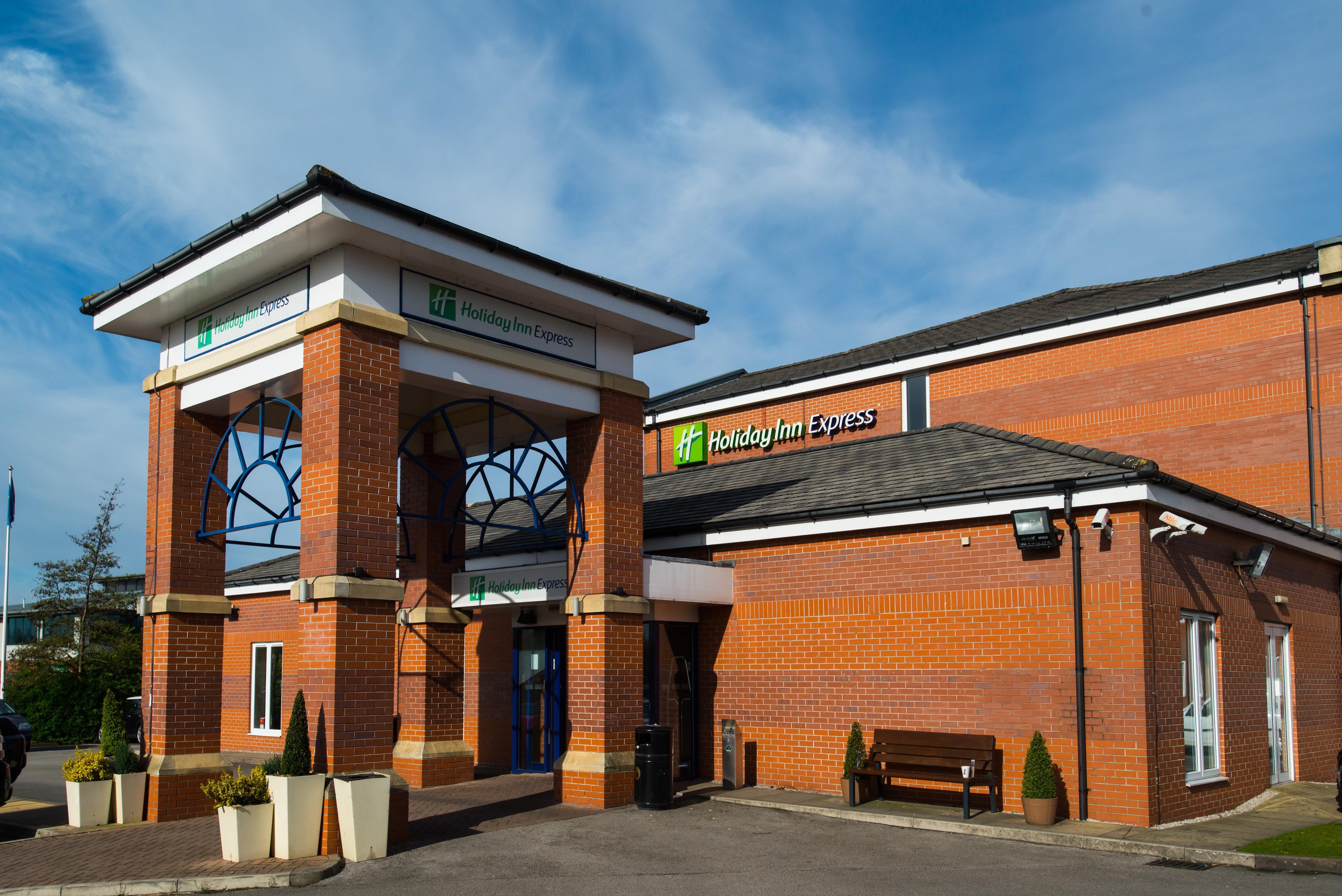 Holiday Inn Express Manchester East By Ihg Kültér fotó
