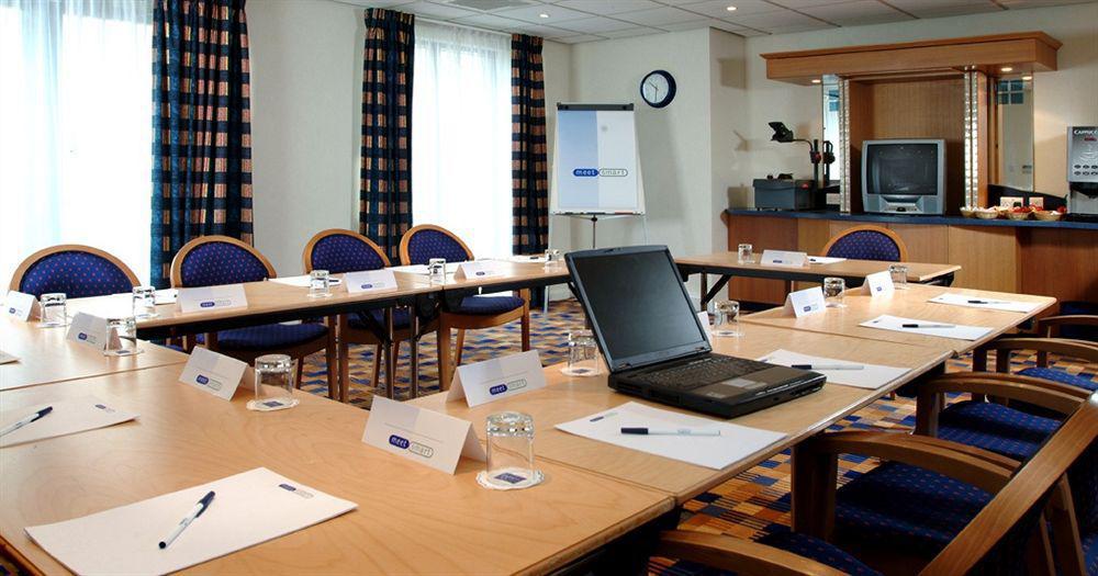 Holiday Inn Express Manchester East By Ihg Kültér fotó